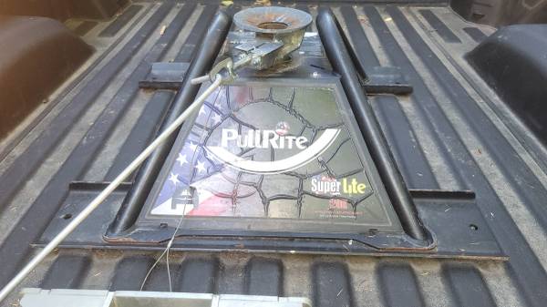 Pullrite 5th wheel hitch 1