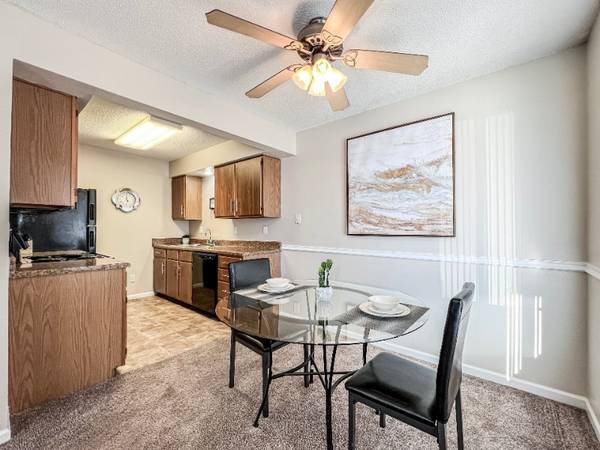 $1,305 / 2hab - 920ft2 - 𝙋𝙧𝙚-𝘼𝙡𝙦𝙪𝙞𝙡𝙚𝙧 𝙥𝙖𝙧𝙖 𝙉𝙤𝙫𝙞𝙚𝙢𝙗𝙧𝙚 (C Ave & Boyson Road NE)63942847189891121