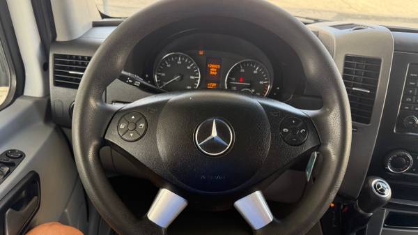 2018 Mercedes BENZ SPRINTER 2500 - Photo 11