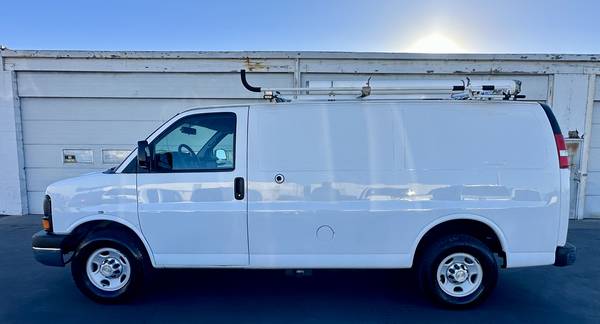 2013 Chevrolet Express 2500 - Photo 6