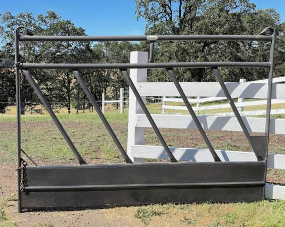 Cattle Feeder Panels  (Priefert) 1
