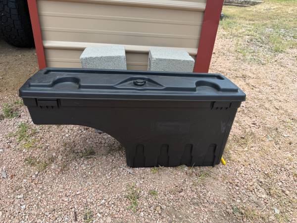 Undercover Swing case for F150 1