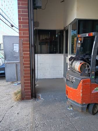 $5,000 / 4000ft2 - 4,000 sq ft, STORAGE / OFFICE/ WAREHOUSE (35 S west St, Mt Vernon, NY)63816703385347124