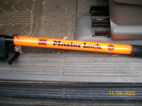 Steering Wheel Lock 1