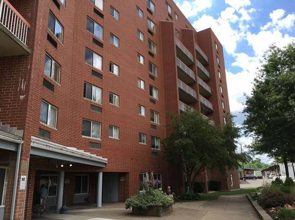 Controlled Access, Carpeting, Laundry Suites 1