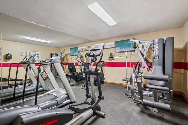 $1,329 / 1br - 844ft2 - 24hr. Business center, In New Hope, 1/bd (8015 36th Ave N, New Hope, MN)64048421501315123
