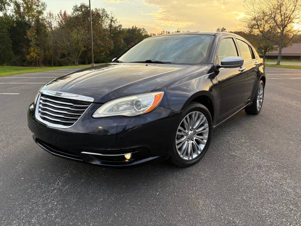 Chrysler 200 1