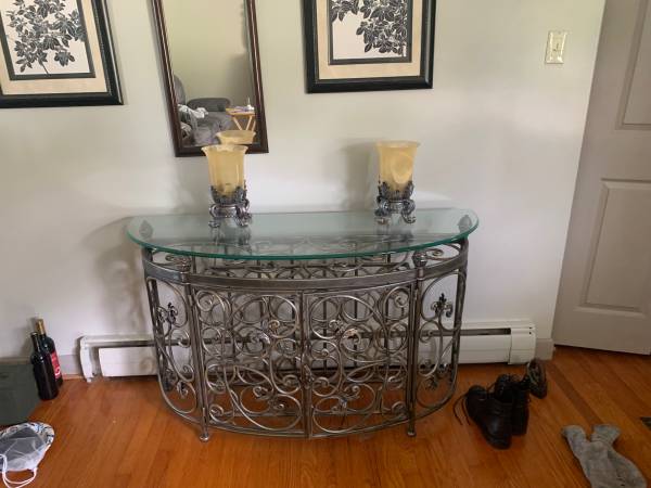 Wine table 1