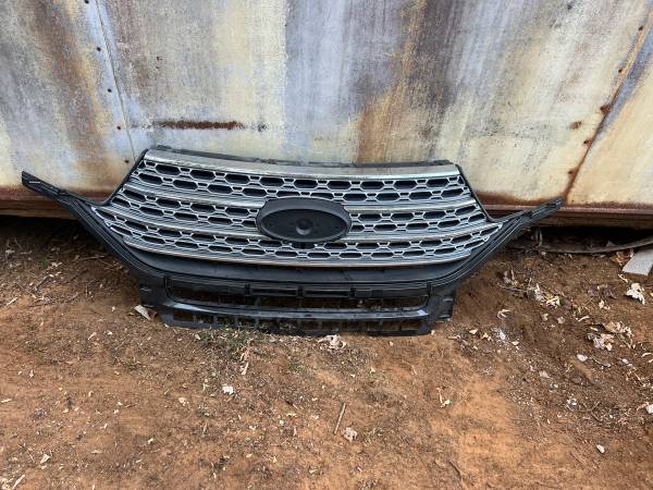 Front Upper Grille Assembly For 2020 -  2024 Ford Explorer Grill 1