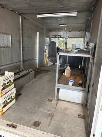 1996 GMC STEPVAN - 48,993 - Photo 5