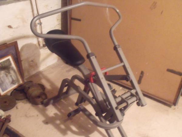 sTATIONARY pUSH AND pULL eXERCISER 1