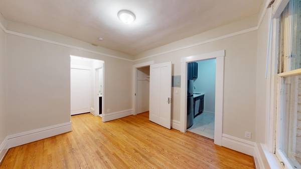 $1,745 / 285ft2 - Prime Living: Modern and Spacious Studio! Unit #204 (downtown / civic / van ness)63667941874049121