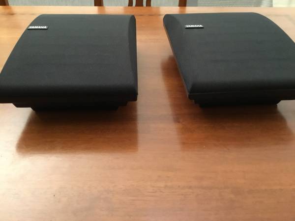 Vintage Yamaha NS-E105 Surround Speakers (Pair) – Excellent Vintage Yamaha NS-E105 Surround Speakers (Pair) – Excellent