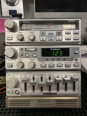 Old School (Re-capped) Pioneer Component Car Stereo System