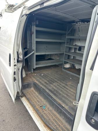 2013 Chevrolet Express 250, Runs - Photo 15