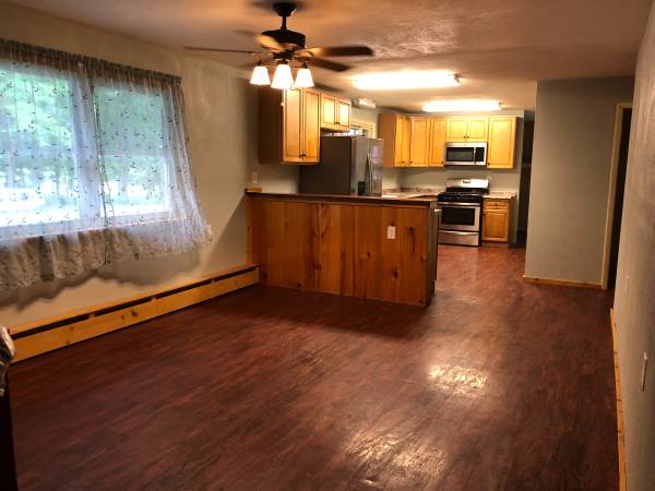 $1,650 / 3br - BEAUTIFUL HOME WITH LARGE BEDROOMS NEAR LAKE MARGRETHE (Grayling)64037723650562121