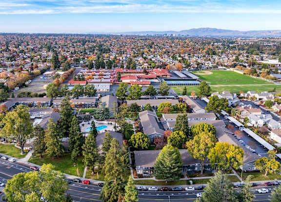 $2,655 / 1br - 674ft2 - Bright Homes with Patio/Balcony Options at Cherrywood (san jose south)63682761112193122