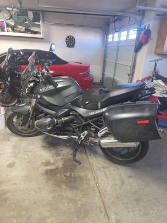 BMW R1200R