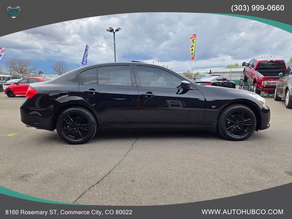 2015 INFINITI Q40, AWD 98K Millas - $14,500 (AUTO HUB)63612320867203123