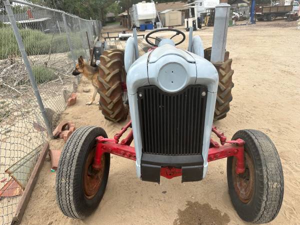 1955 Ford Tractor 1