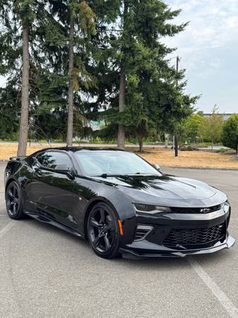 16’ Camaro 2SS Manual Mint* - $26,800 (Seattle)63474472471681122