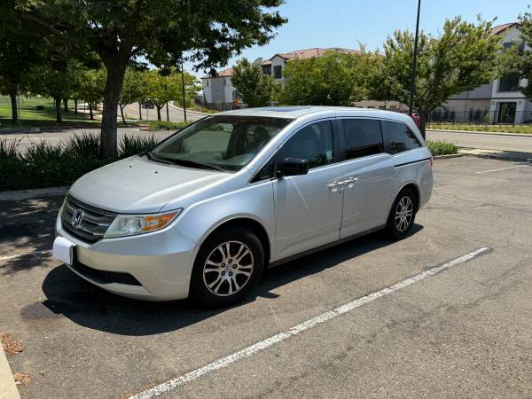 Reliable Family Minivan – 2012 Honda Odyssey Touring (115K Miles) - $10,900 (Folsom)63619344990337122