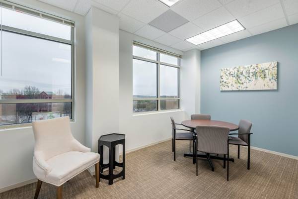 $2,919 Tailored Large Office Spaces to Fit Your Business Needs (Richmond)64027112968705123