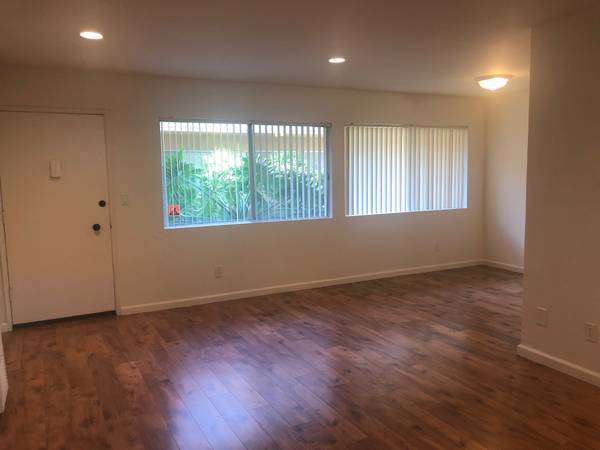 TOTALLY RENOVATED ONE BEDROOM  ENCINO apt#33 SPECIAL ONE MONTH FREE 1