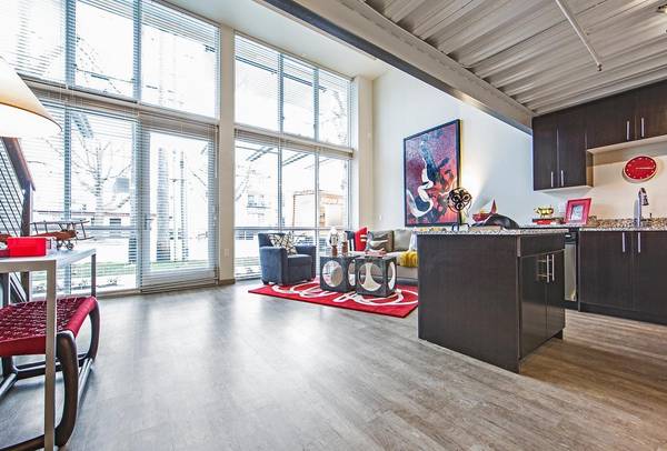 $2,430 / 1br - 734ft2 - Washer & Dryer, Now Showing, Spacious Walk-In Closets (Ballard, Interbay, Crown Hill, Seattle)63995110047746123