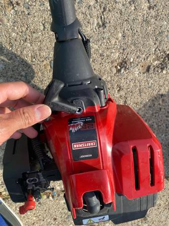 Craftsman weed wacker 1