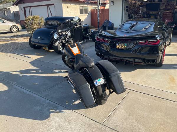 Harley 2018 street bob 1