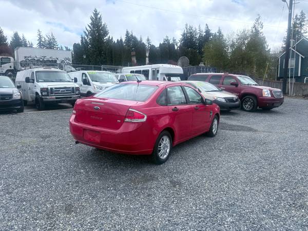 2008 Ford Focus SE Sedan - $4,799 (Lynnwood, WA)63469737370369122