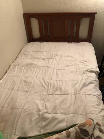 Twin bed 1