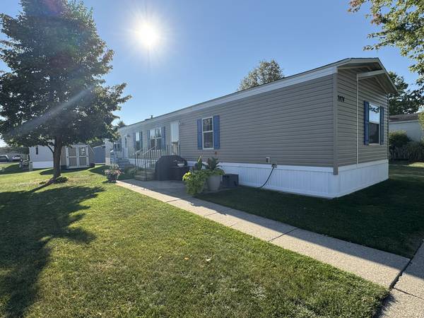 $65,000 / 3br - 1200ft2 - Beautiful 3 Bedroom 2 Bath Manufactured Home in Caledonia (Caledonia Country Meadow's Village Village)63985940362626122