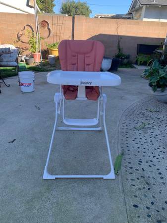 Joovy Nook High Chair 1