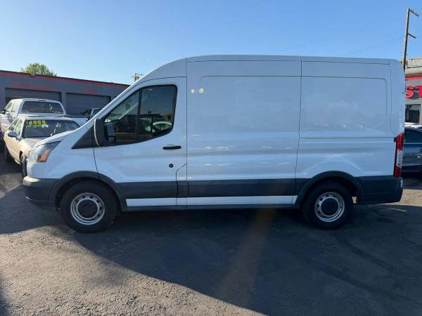 2018 Ford Transit 150 Van - Photo 8