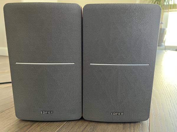 Powered bookshelf speakers - Edifier R1200T II - electronics - by owner ...