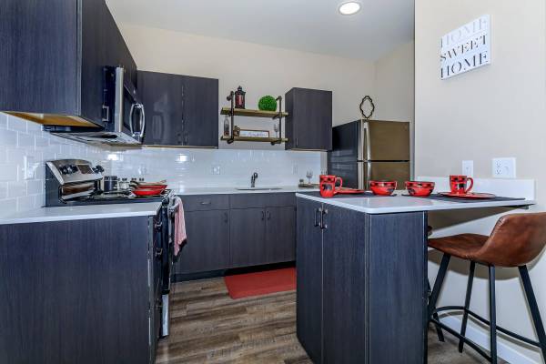 $1,475 / 1br - 584ft2 - Cable Available, Sliding Barn Closet Doors, Microwave (19560 Victorian Dr, Parker, CO)63666632873345121