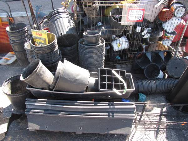 Plastic pots (thin wall) 1