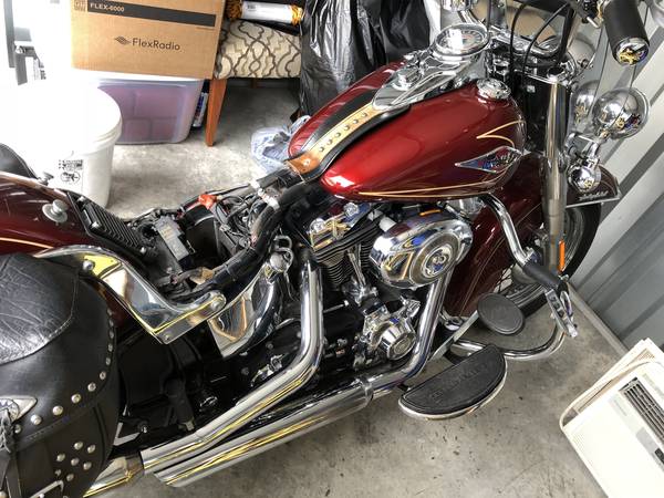 2009 Harley Davidson Heritage Classic Softail - $5.900 (Iroquois)63437645692545123