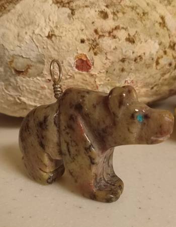 STONE BEAR NECKLACE 1
