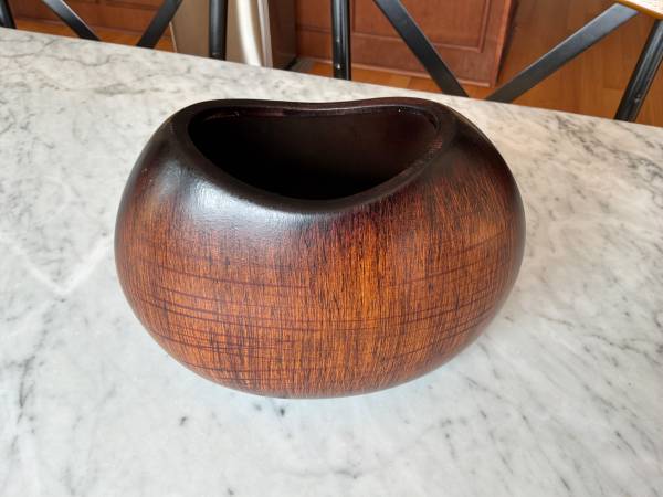 Vase 1