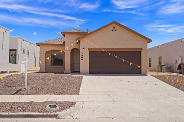 $1675.00 / 3br - 1120ft2 - 13804 Vicky Brewer63971416620674120