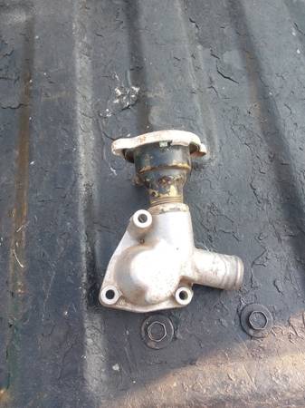 Thermostat Housing for Honda Tractors 😎 1