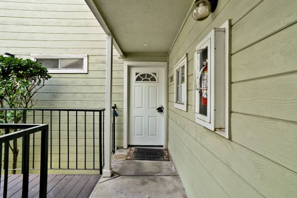 $355,000 / 2hab - 945ft2 - HUD Home en venta en Benicia (vallejo / benicia)63772803658243121