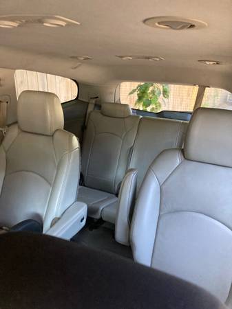 Chevy Traverse LT - $2,400 (Jacksonville)63470250998275123