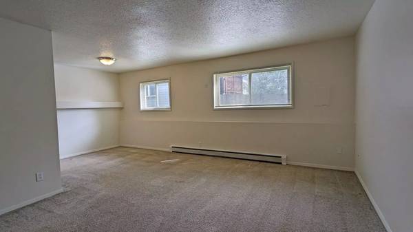 $1,045 / 385ft2 - Where every detail counts: Dive into our Studio 385 Sq Ft. (Portland)63914739455106122