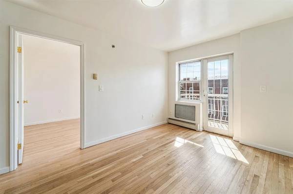 $2,300 / 1 dormitorio - 500 ft² - Encantador apartamento de 1 dormitorio – Sin comisión (Woodside)