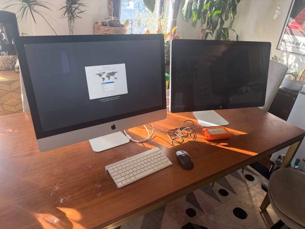 Bundle: 27" iMac + display, 4TB LaCie HD, keyboard, mouse 1