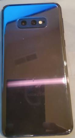 Samsung Galaxy S10e 1